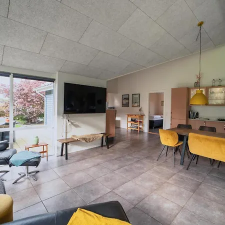 Acogedora Casa En Con Sauna Сasa de vacaciones *